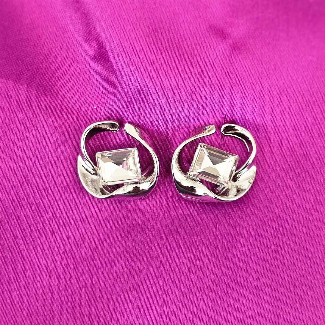 Earring_30.jpg THE ENTANGLED ONE - Image 1