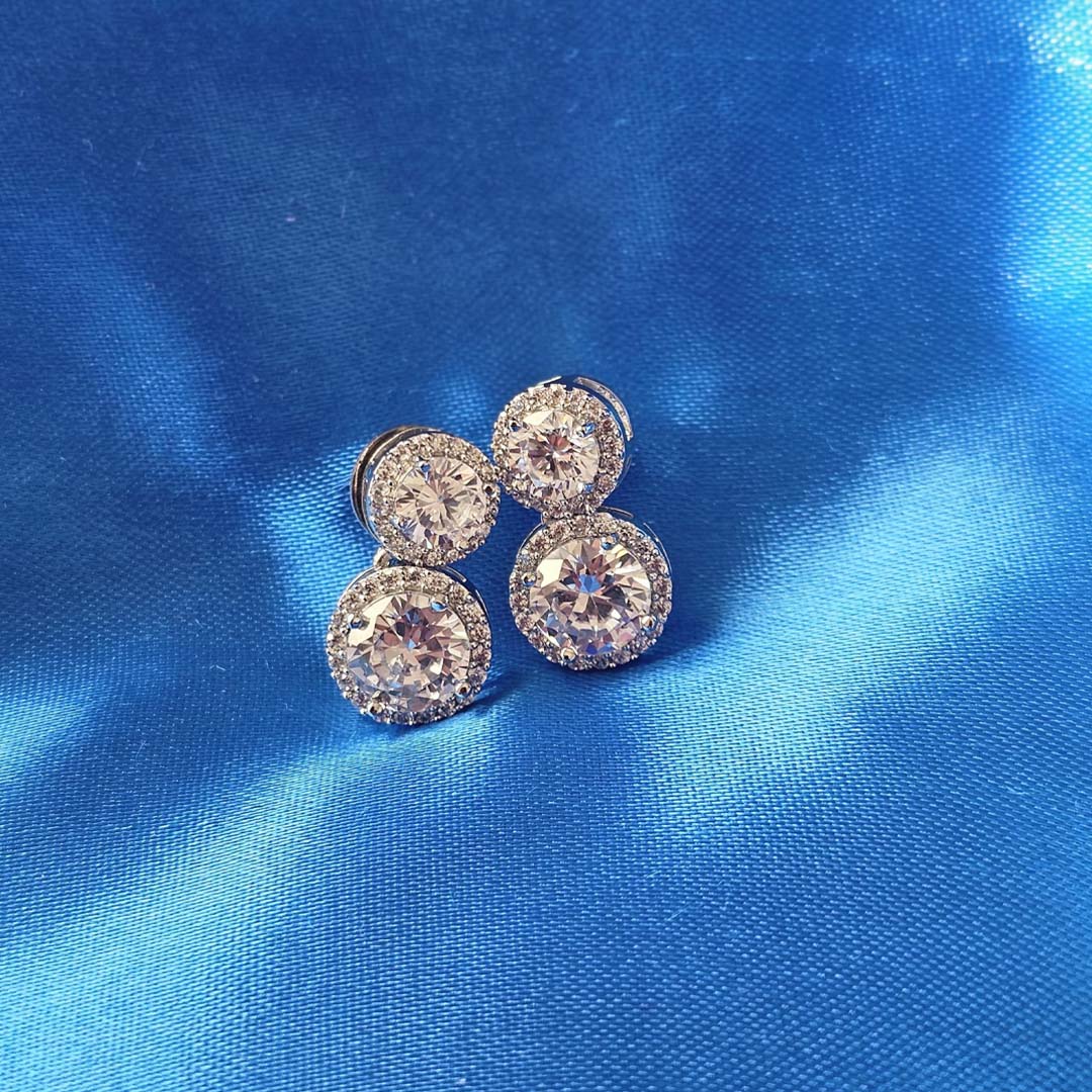 Earring_50.jpg TWIN DIAMOND STUD - Image 1